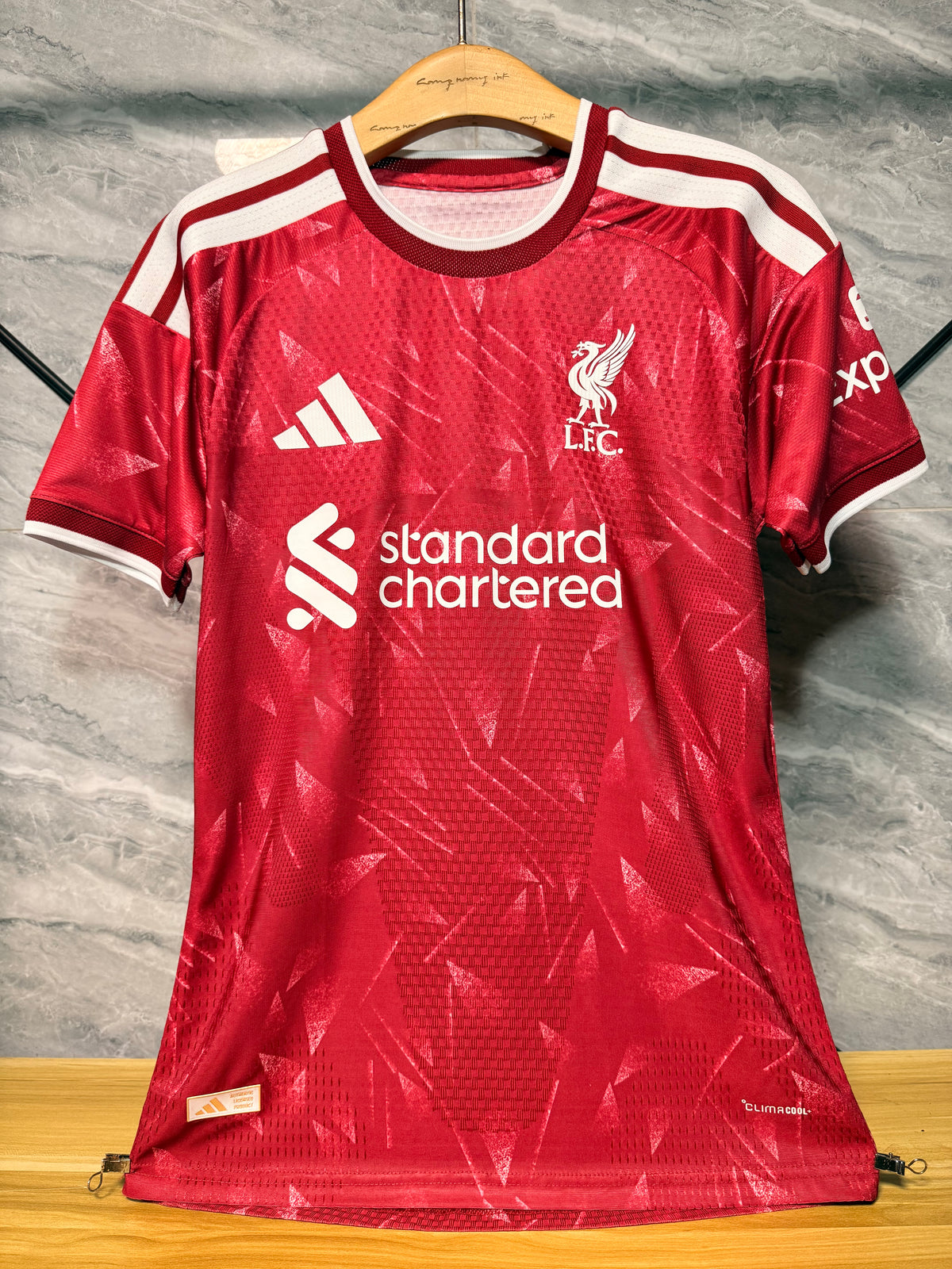 Liverpool — Home 26/27